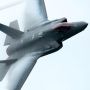 Американский истребитель F-35 «можно взломать так же, как и iPhone», признался министр обороны Нидерландов Гийс Туйнман