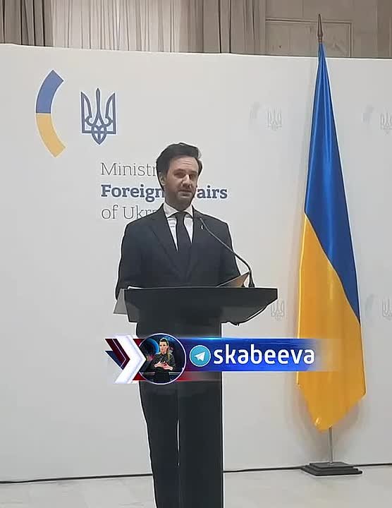 Спикер украинского МИД Тихий попутал берега и обозвал Орбана и Фицо наркоманами