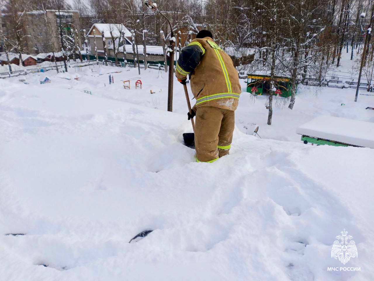 Стихия не дремлет — МЧС Верхневолжья в деле! Стихия не дремлет — МЧС Верхневолжья в деле!