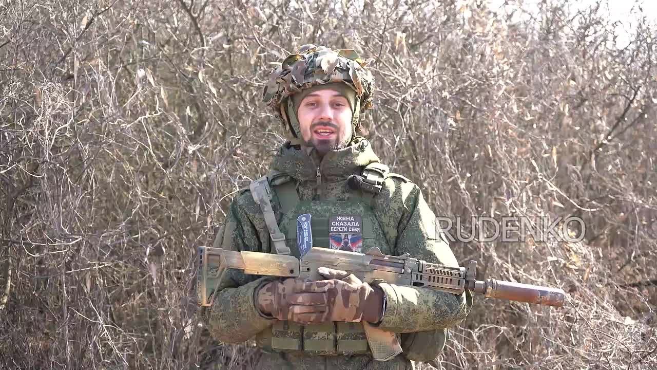 Андрей Руденко: Воины 120-й гвардейской дивизии морской пехоты в составе ГрВ «Центр» поздравили своих боевых товарищей и всех военнослужащих с Днем защитника Отечества