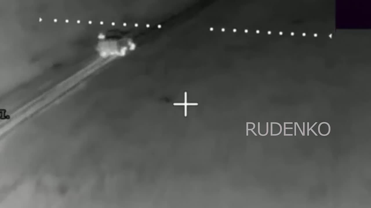 Андрей Руденко: Подразделения беспилотных систем группировки войск «Днепр» уничтожили пункты временной дислокации и бронеавтомобили ВСУ на правом берегу Днепра в Херсонской области