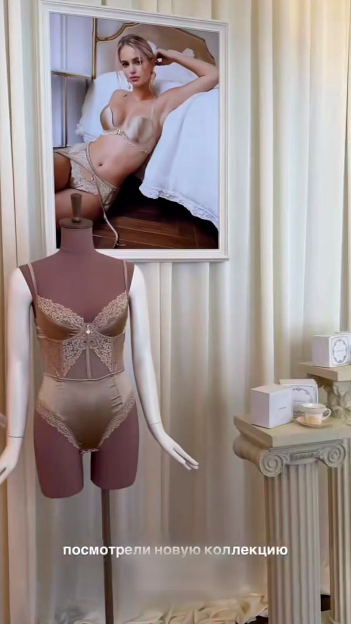 "Коллекция трусов оказалась важнее": в Москве регистрации брака двух десятков пар в особняке на Малой Ордынке внезапно перенесли в другой район всего за час до церемонии "Коллекция трусов оказалась важнее": в Москве регистрации брака двух десятков пар в особняке на Малой Ордынке внезапно перенесли в другой район всего за час до церемонии