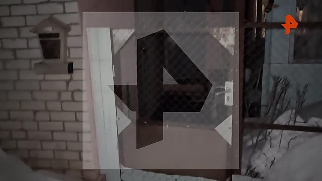 На месте проживания похитителя девочки в Смоленской области ведутся следственные действия — на месте работают сотрудники правоохранительных органов, сообщил корреспондент РЕН ТВ