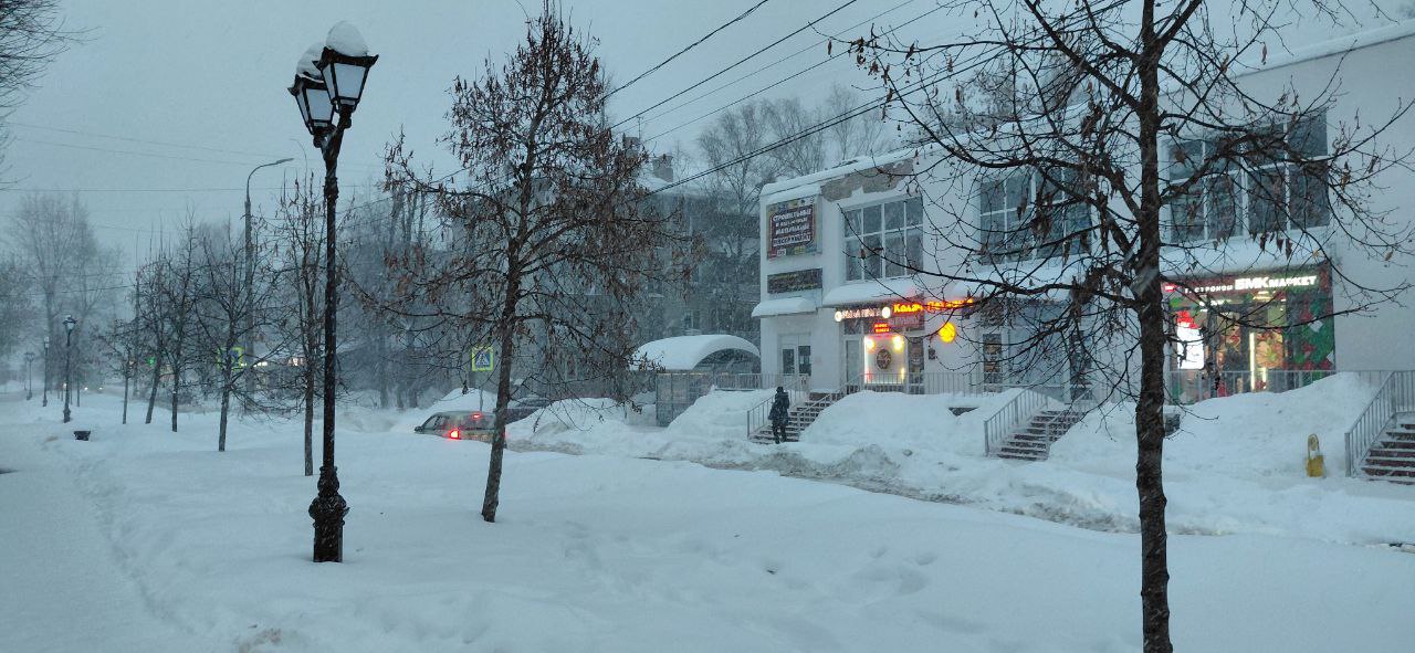 Тверь заметает очередной снегопад: тверичане поделились фото, видео непогоды Тверь заметает очередной снегопад: тверичане поделились фото, видео непогоды