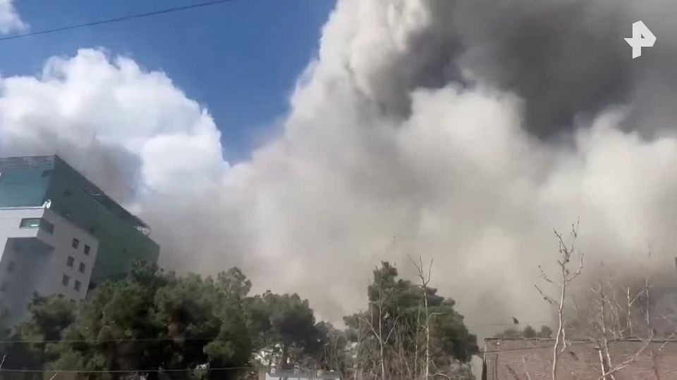 � �������� ����� ����-�������� ��������� �������� ���������� (����� 1). ����� �� ������ ����� ��� ����� ����� �� ������ �������� ������������ (����� 2)