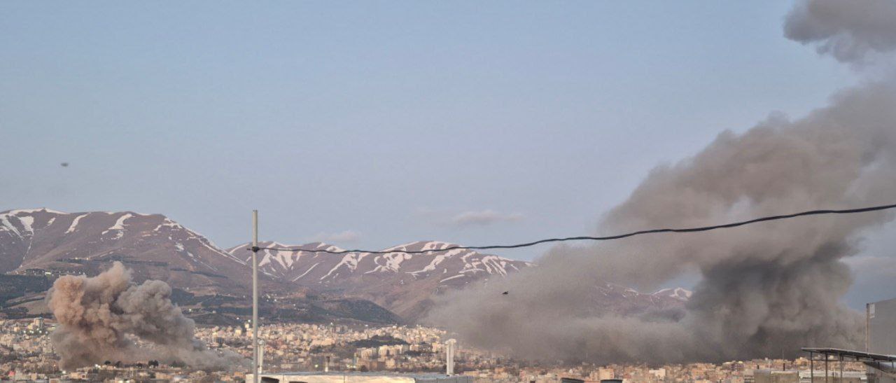 Авиация США и Израиля наносит удары по авиабазе Керман в Иране Авиация США и Израиля наносит удары по авиабазе Керман в Иране