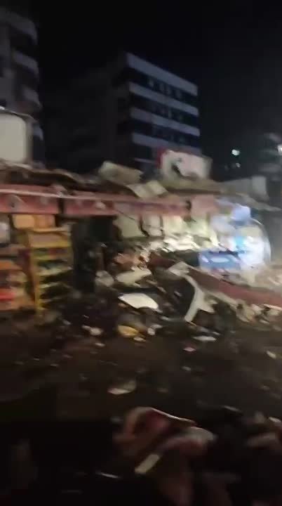 Кадры последствий ударов армии Израиля по Ливану публикуют местные СМИ