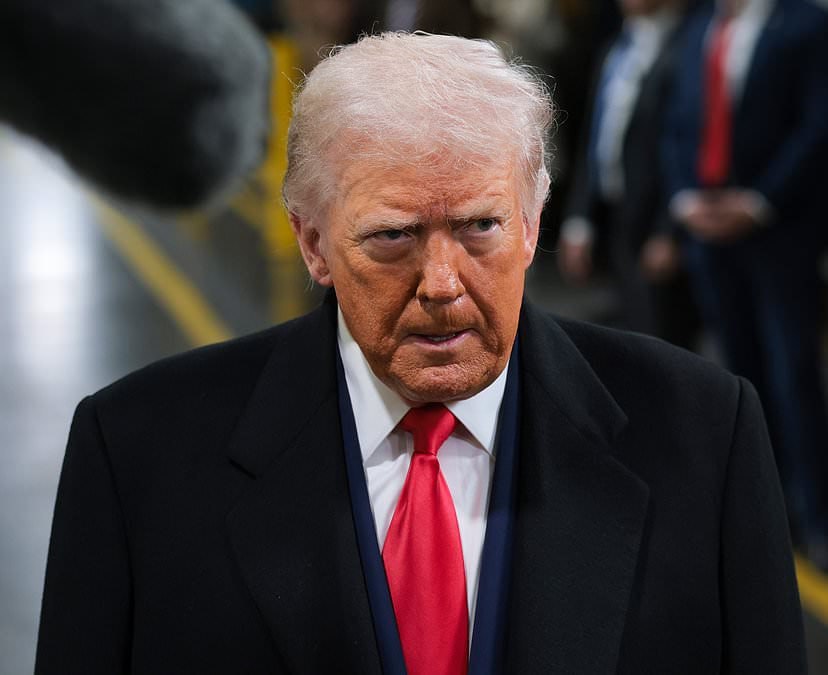 Трамп: «Мы даже не начали бить по Ирану по-настоящему. Большая волна атак ещё не произошла — она скоро придёт»