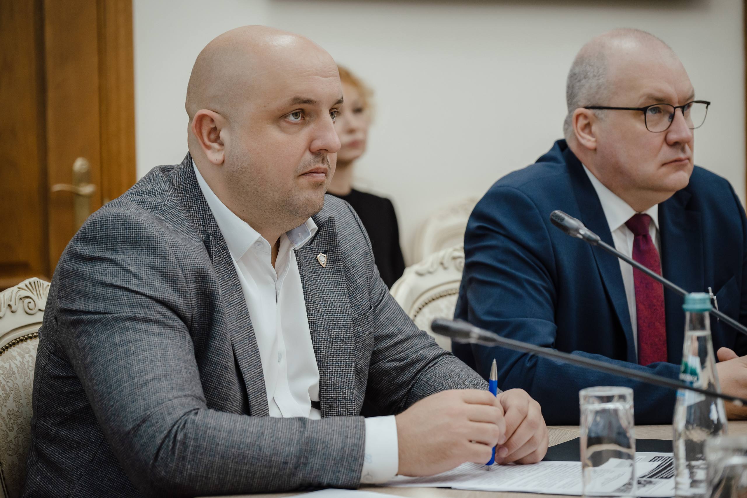 Александр Хинштейн: Итоги прошедшей недели и планы на текущую — по ВКС провёл заседание Правительства Курской области Александр Хинштейн: Итоги прошедшей недели и планы на текущую — по ВКС провёл заседание Правительства Курской области