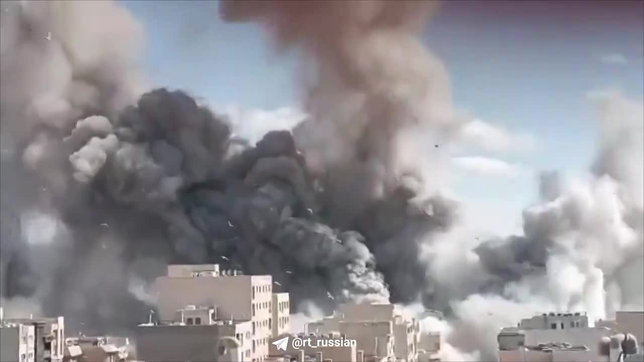 Клубы дыма поднимаются в Тегеране, утверждают израильские каналы