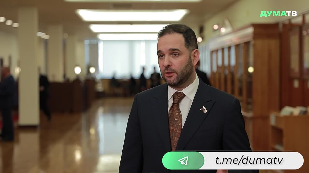 Россия посредством принятия закона о создании механизма контроля за обращением генетических данных делает первый шаг по защите такой информации, заявил Дума ТВ первый зампред Комитета ГД по науке и высшему образованию...