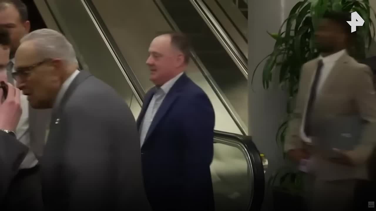 Оговорка по Фрейду: Американский сенатор Чак Шумер перепутал Израиль и Иран во время интервью Reuters