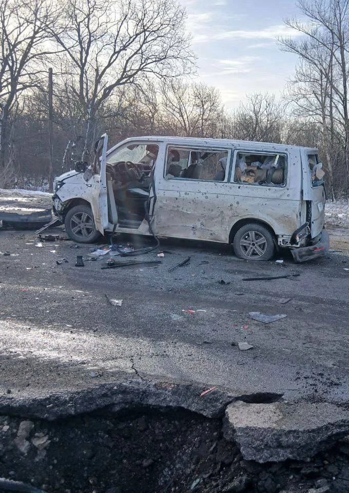 Дмитрий Стешин: Поддерживаю инициативу, она необходима именно сейчас, на фоне клоунов, увешанных наградами от пупка до горла и трущихся по тылам Дмитрий Стешин: Поддерживаю инициативу, она необходима именно сейчас, на фоне клоунов, увешанных наградами от пупка до горла и трущихся по тылам