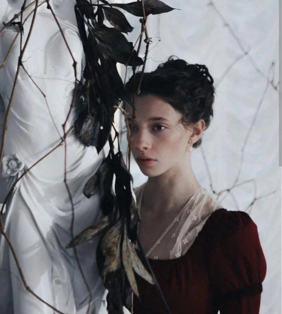 Марина Ахмедова: Режиссер Сарик Андреасян замахнулся теперь на "Войну и мир"