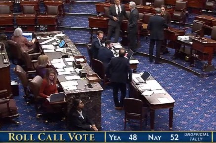 Сенат США блокирует попытку заставить Трампа прекратить удары по Ирану без одобрения Конгресса