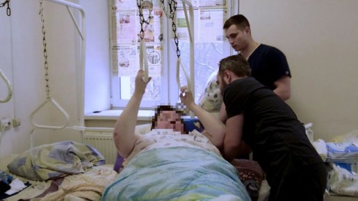 В Твери врачи спасли 43-летнюю женщину с переломами и критически высоким весом