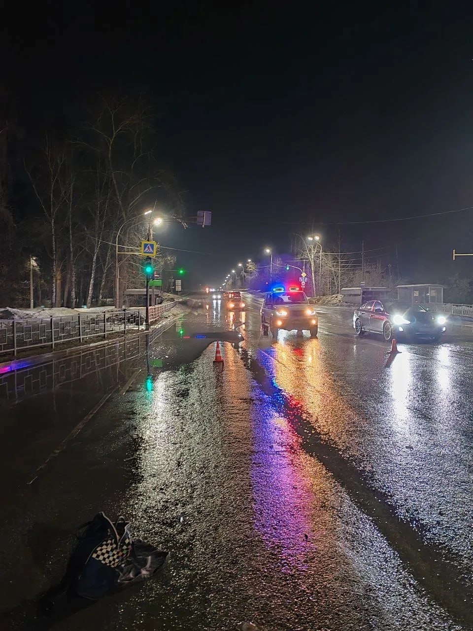 Иномарка насмерть сбила 86-летнюю женщину в Свердловской области