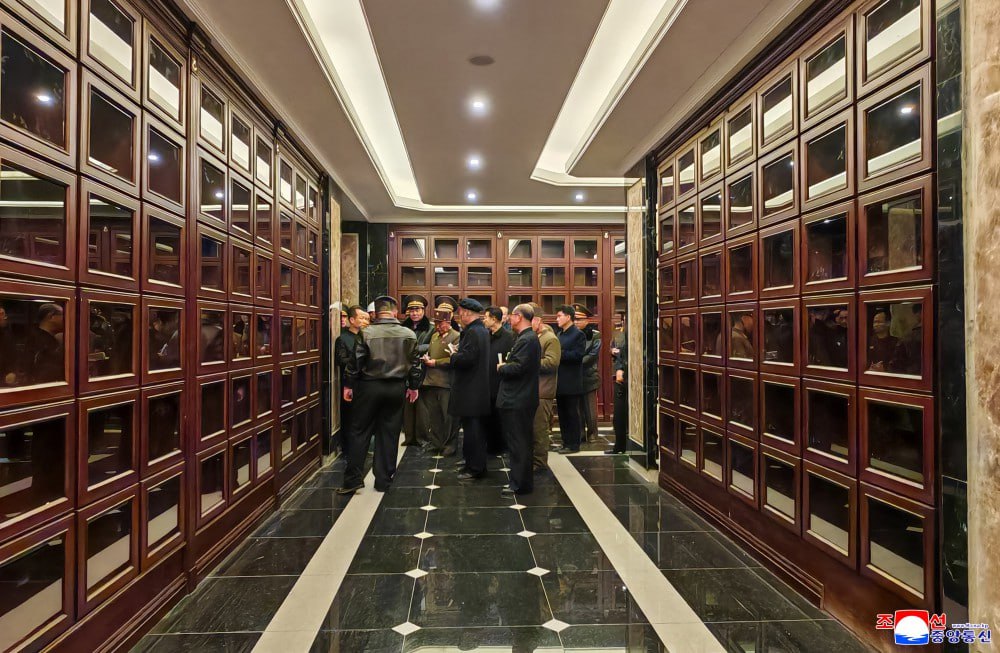 Ким Чен Ын проинспектировал строительство музея, посвященного бойцам КНДР, участвовавшим в освобождении Курской области Ким Чен Ын проинспектировал строительство музея, посвященного бойцам КНДР, участвовавшим в освобождении Курской области